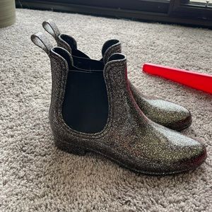 Black sparkly Chelsea rain boots